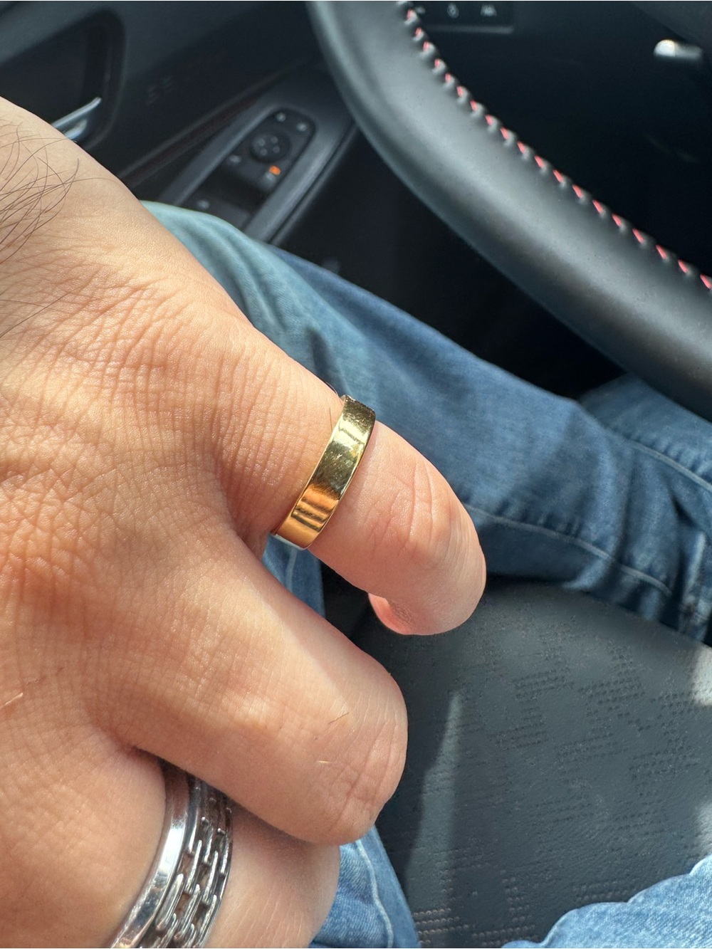 Authentic vintage 10k Gold Band Ring - Picture 13 of 13